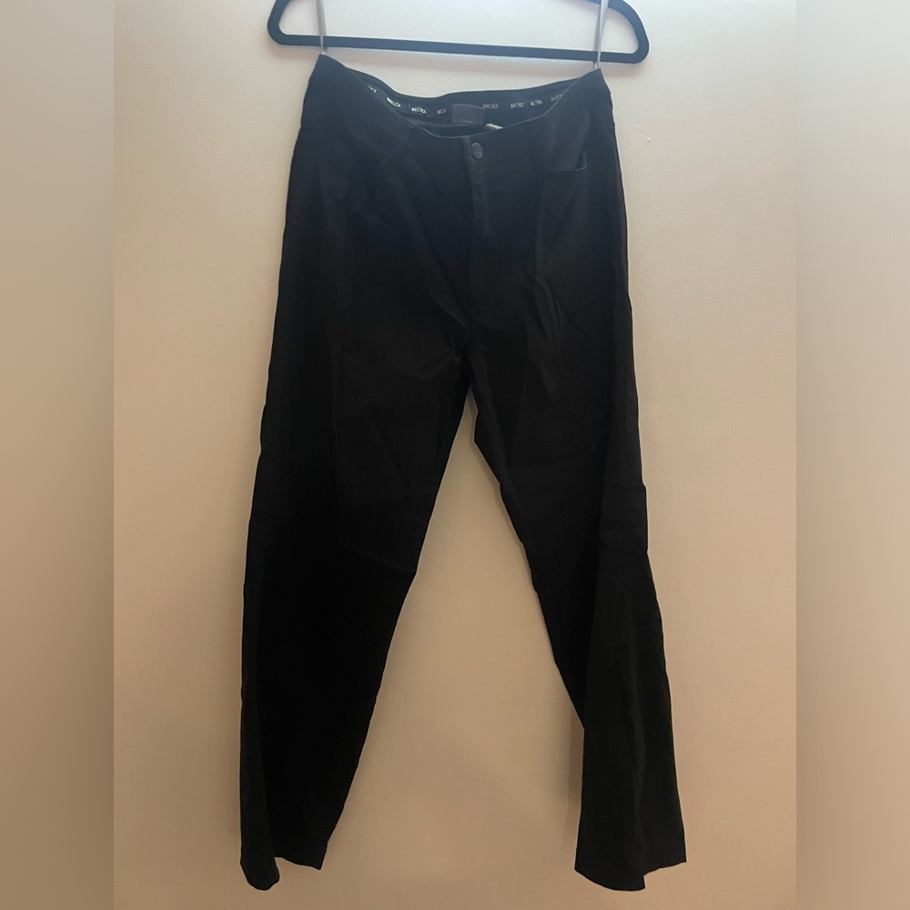 MEXX- Black Jeans - mid rise- straight leg